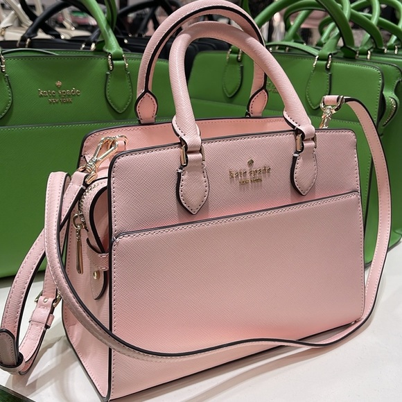 Kate Spade Madison Saffiano Leather Small Satchel
COLOR:
Conch Pink
NWT - Picture 16 of 16